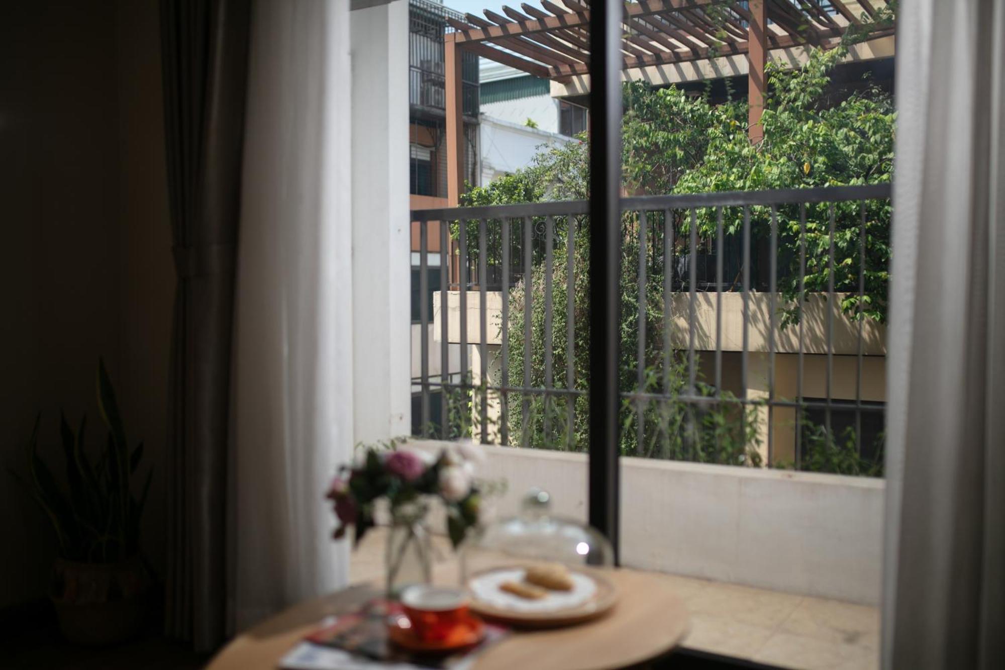 Hb Serviced Apartment - Lac Long Quan Hanoi Exteriör bild