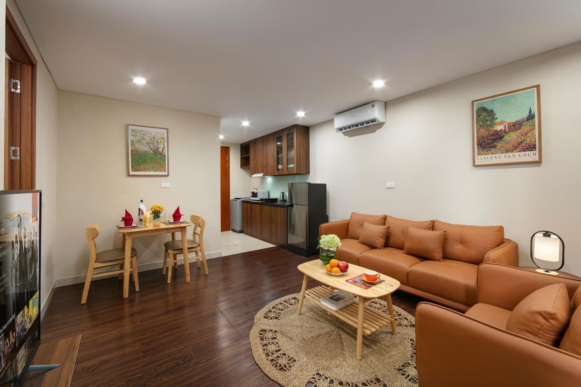 Hb Serviced Apartment - Lac Long Quan Hanoi Exteriör bild