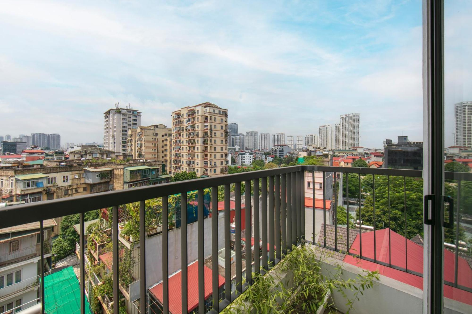 Hb Serviced Apartment - Lac Long Quan Hanoi Exteriör bild